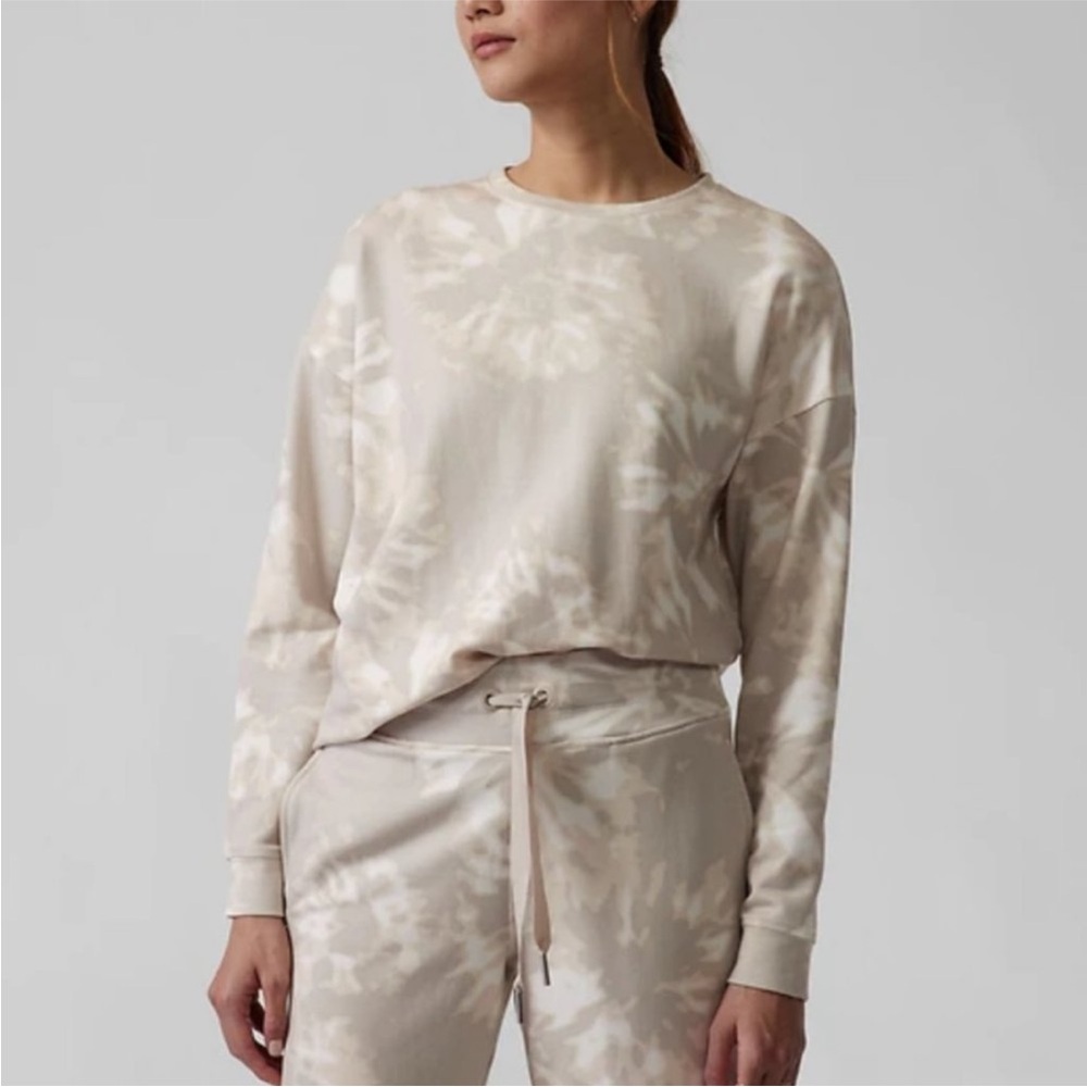 Athleta Willow Abalone Grey Long Sleeve - Picture 2 of 7